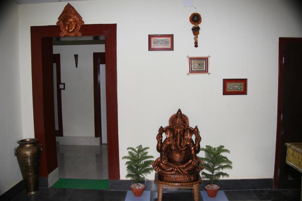 Hotel Maa Kamakhya Puri Eksteriør bilde