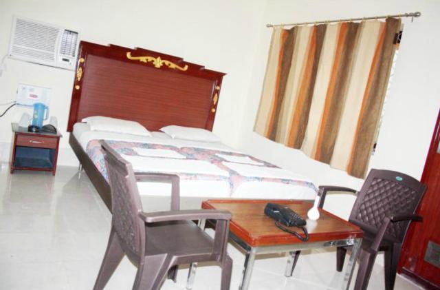 Hotel Maa Kamakhya Puri Rom bilde
