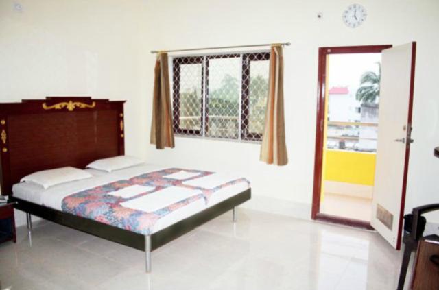 Hotel Maa Kamakhya Puri Rom bilde