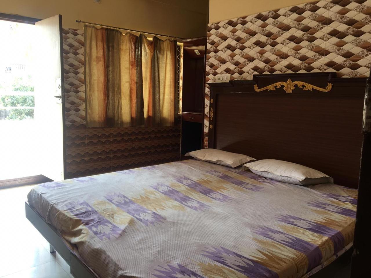 Hotel Maa Kamakhya Puri Eksteriør bilde